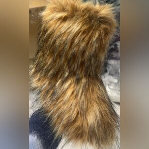 Faux Fur Mittens in Brown and Black
